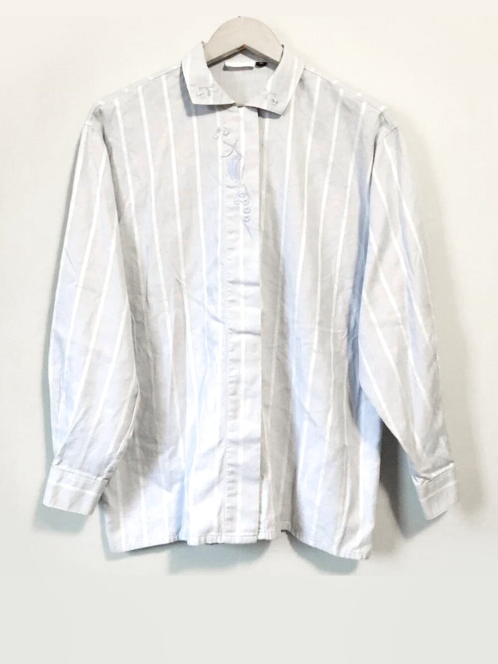 True Vintage Canadian 100% Cotton Vertical Stripe Button Down Shirt 10